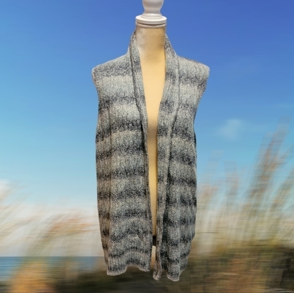 Chicos Size 2 (12) Vest Duster Open Front Coastal Gray stripes sweater T18 - Picture 1 of 6